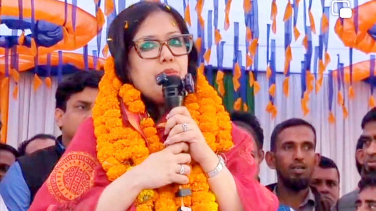 এমপি সাহেবরা সরকারি বরাদ্দের ৫০ ভাগ নিজেরা রাখে: রুমিন ফারহানা